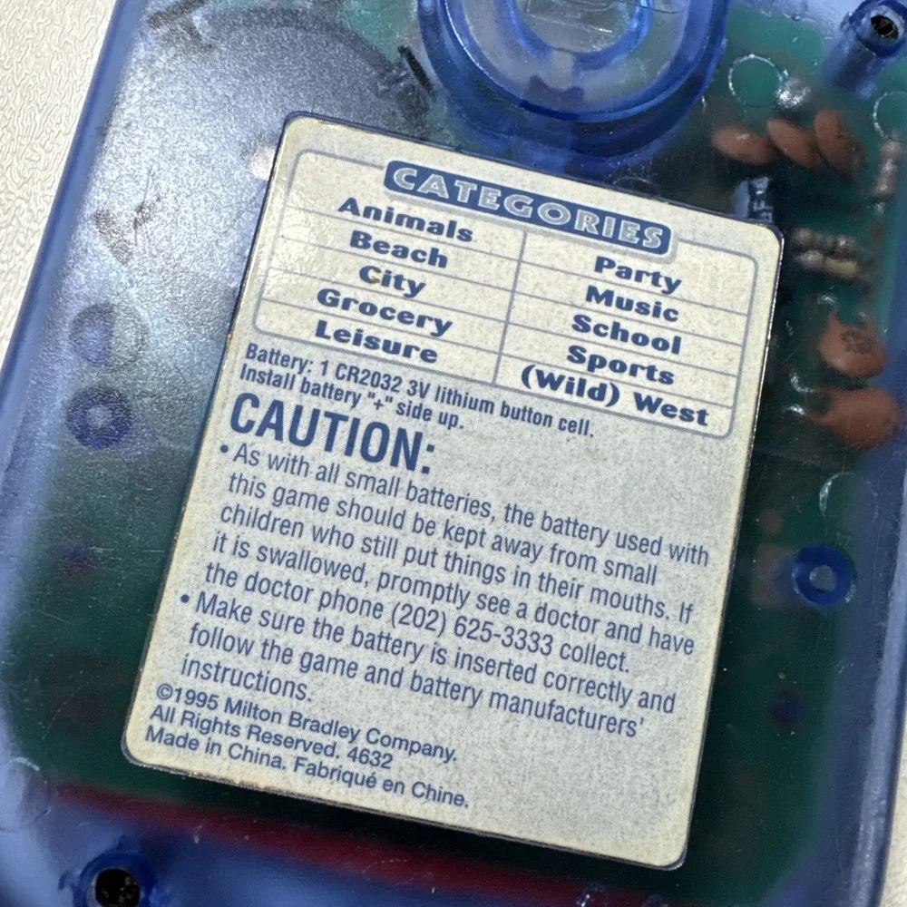 Vintage‎ 1995 Milton Bradley Hangman Electronic Handheld Game Travel Bathroom
